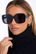 Just Browsing Sunglasses - Black