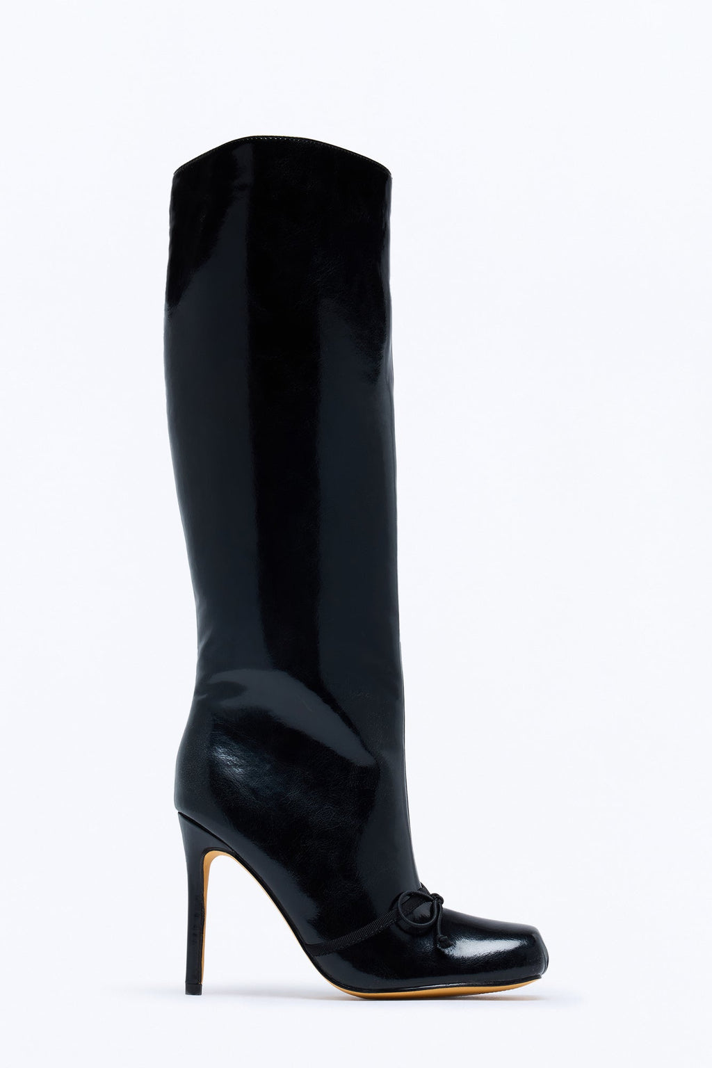 On The Floor Heeled Boots - Black