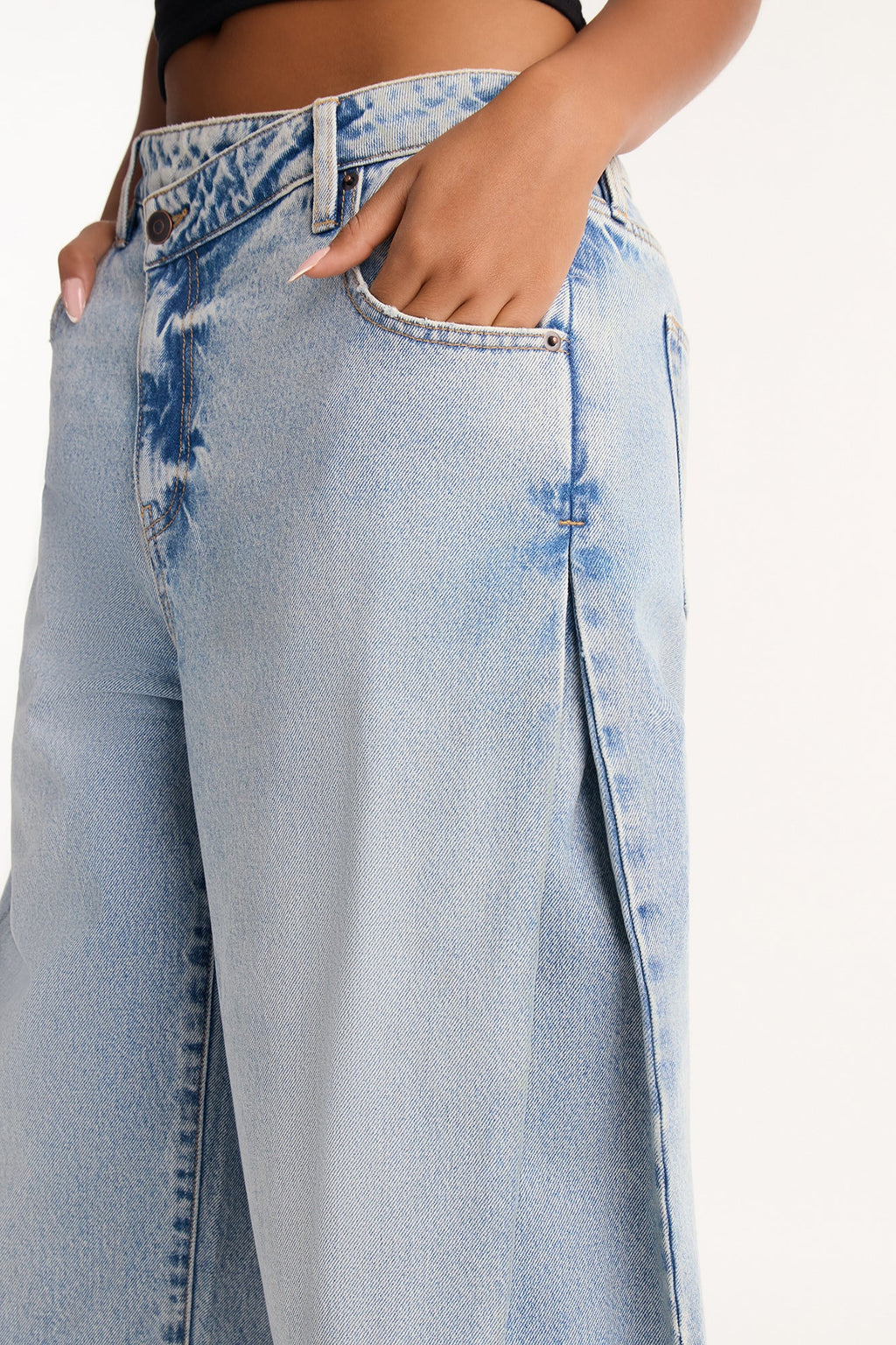 Super Exclusive Side Pleat Crossover Waistband Wide Leg Jeans - Light Wash