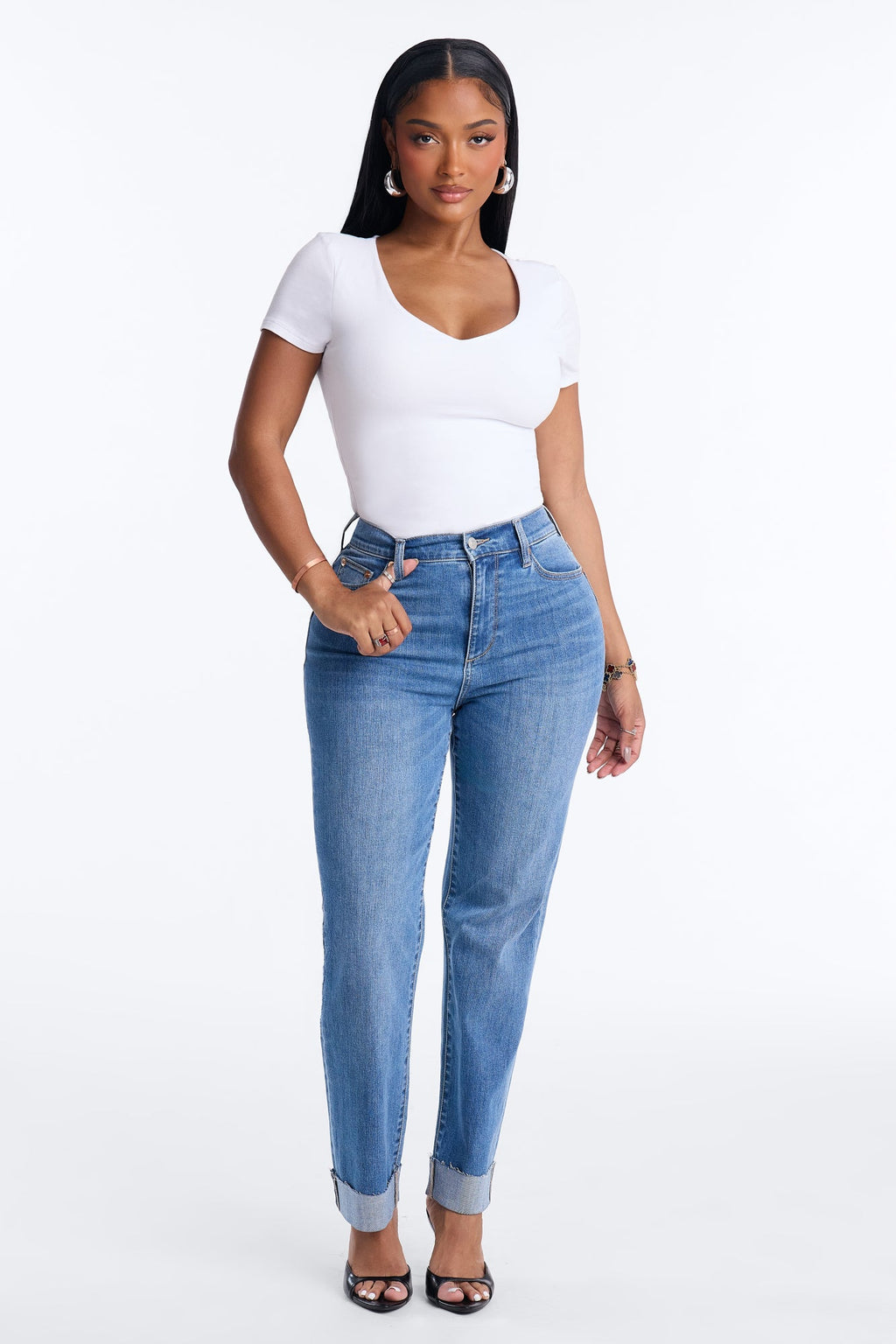 Salinas Curvy Stretch Straight Leg Jeans - Medium Wash
