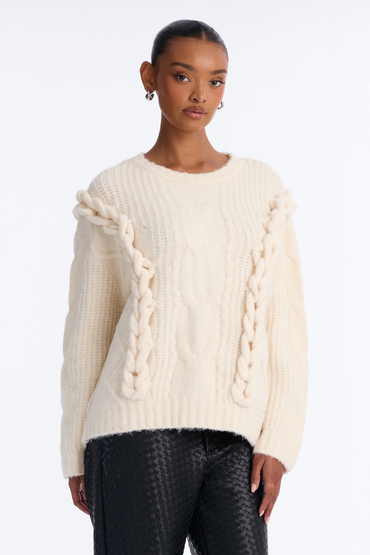Halle Chunky Cable Knit Pullover Sweater - Cream