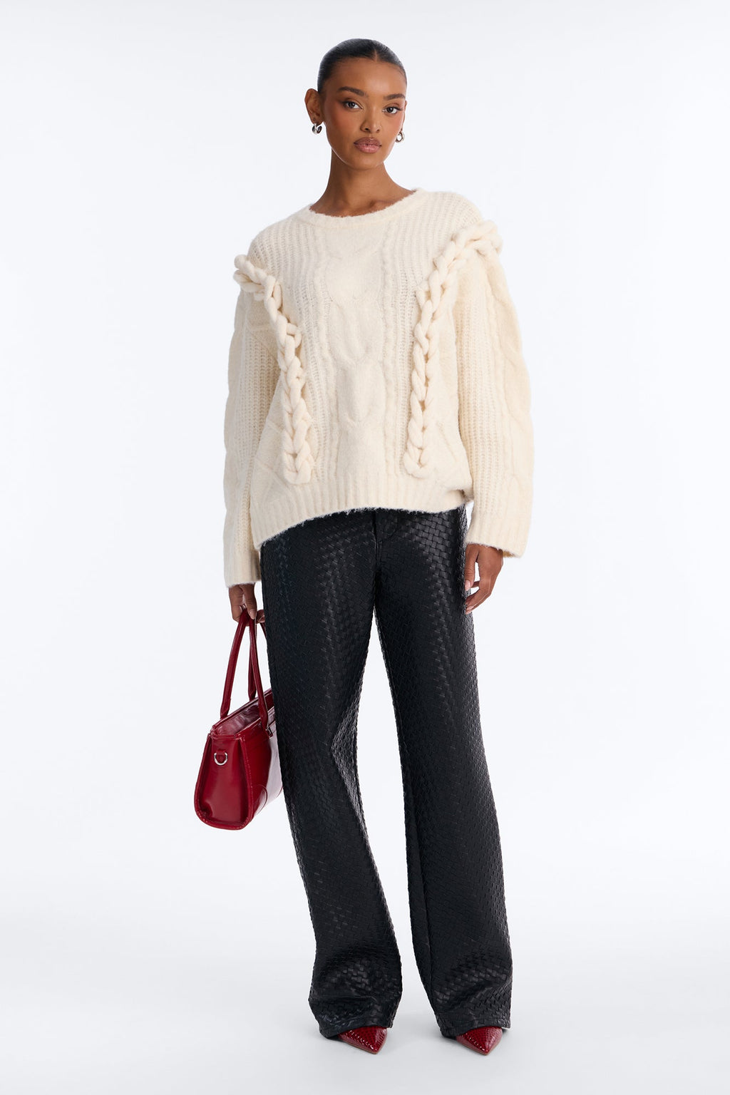 Halle Chunky Cable Knit Pullover Sweater - Cream