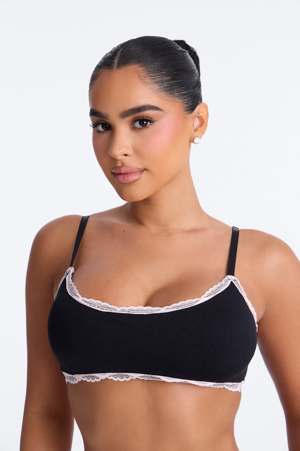 Seamless Lace Trim Ribbed Comfort Bralette - Black/combo