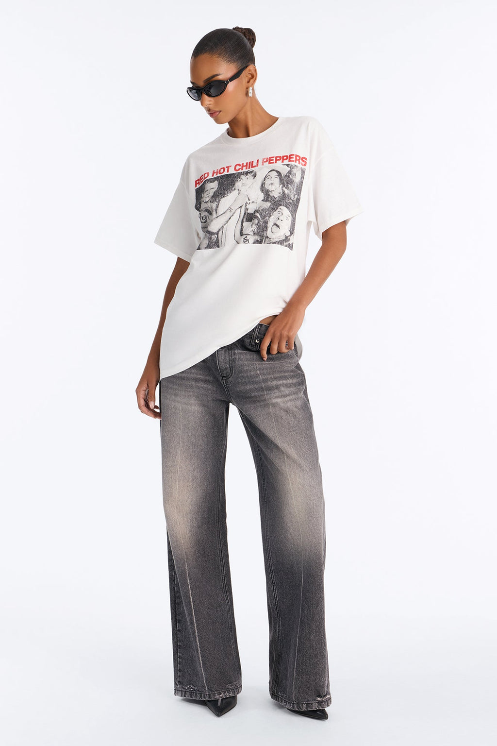 Red Hot Chili Peppers Classic Band Tee - White