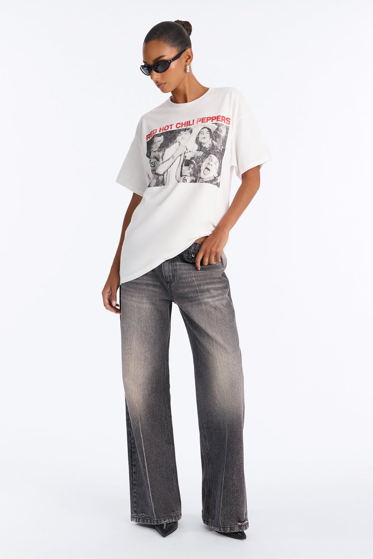 Red Hot Chili Peppers Classic Band Tee - White
