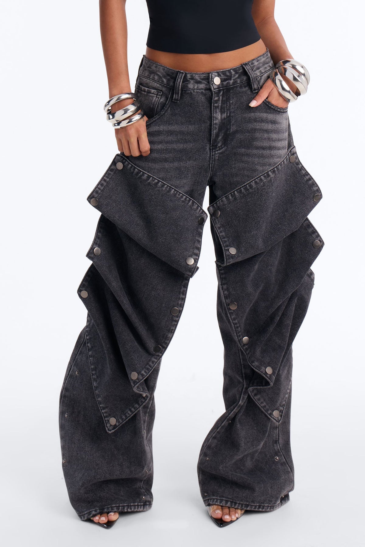 Stay Detached Wide Leg Jeans - Black Wash