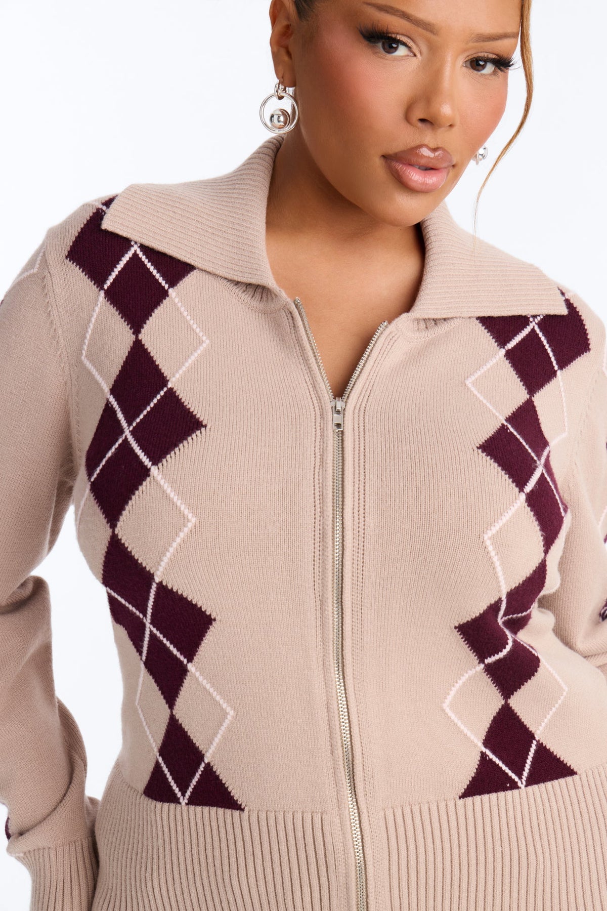 Status Update Front Zip Argyle Cardigan - Oatmeal/combo