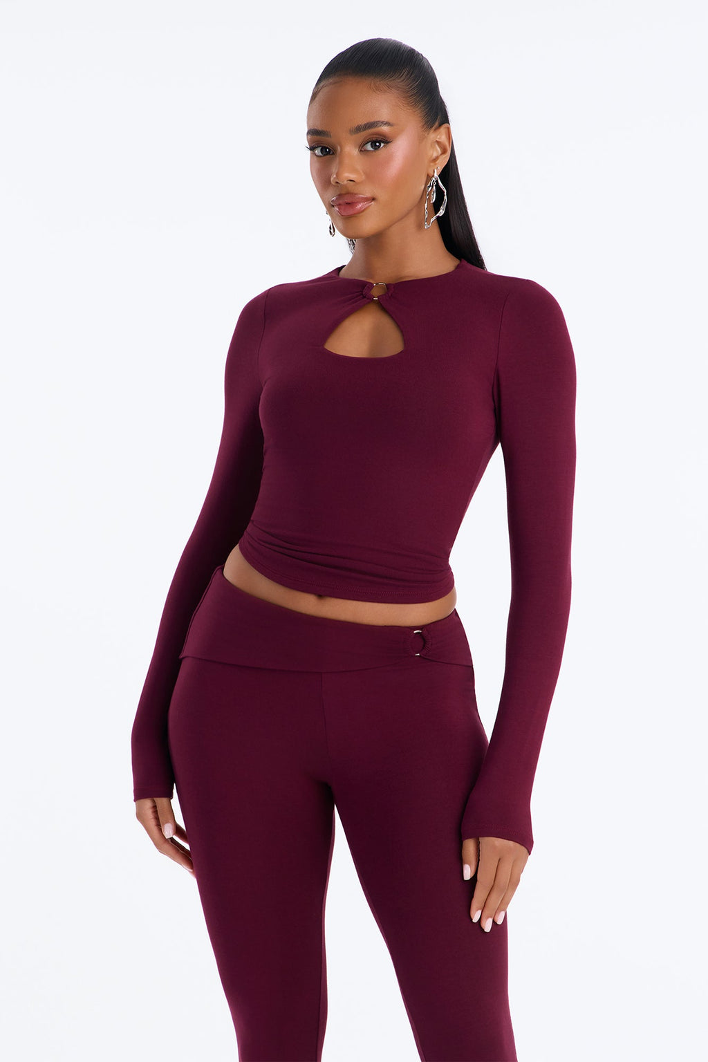 Moving Chic Capri Set - Burgundy