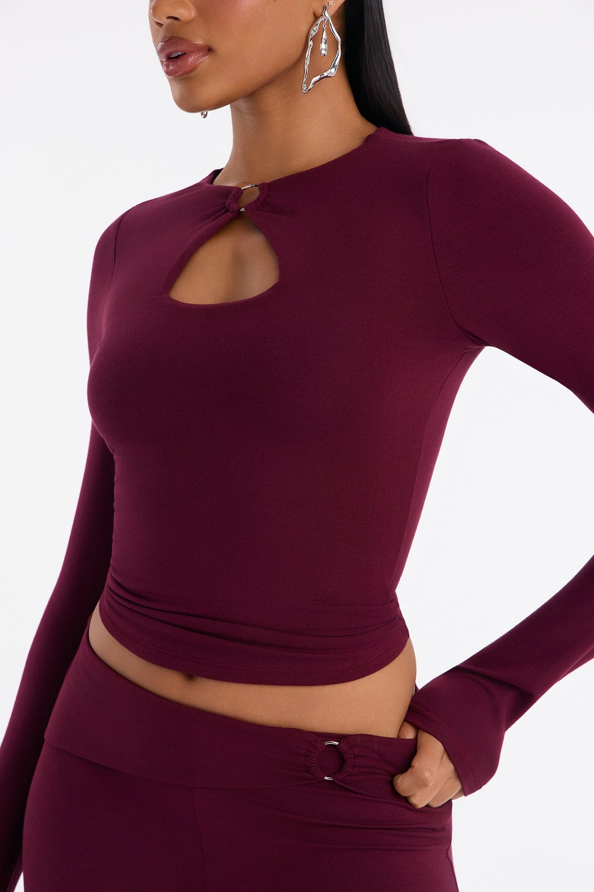 Moving Chic Capri Set - Burgundy