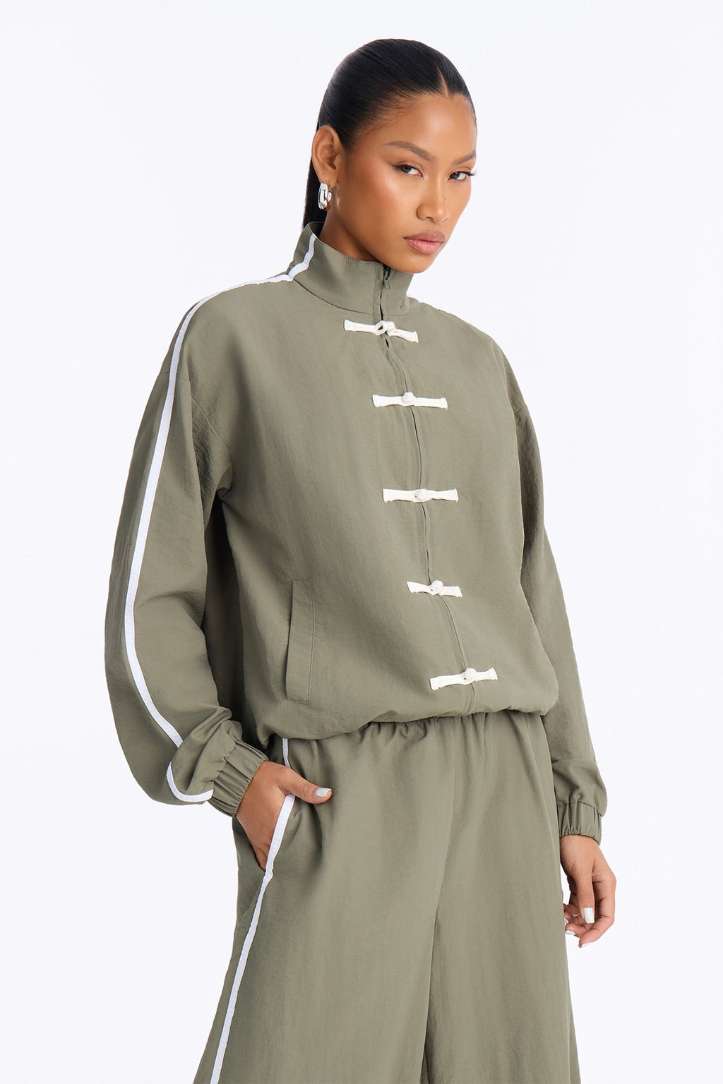 Follow My Lead Windbreaker Pant Set - Olive