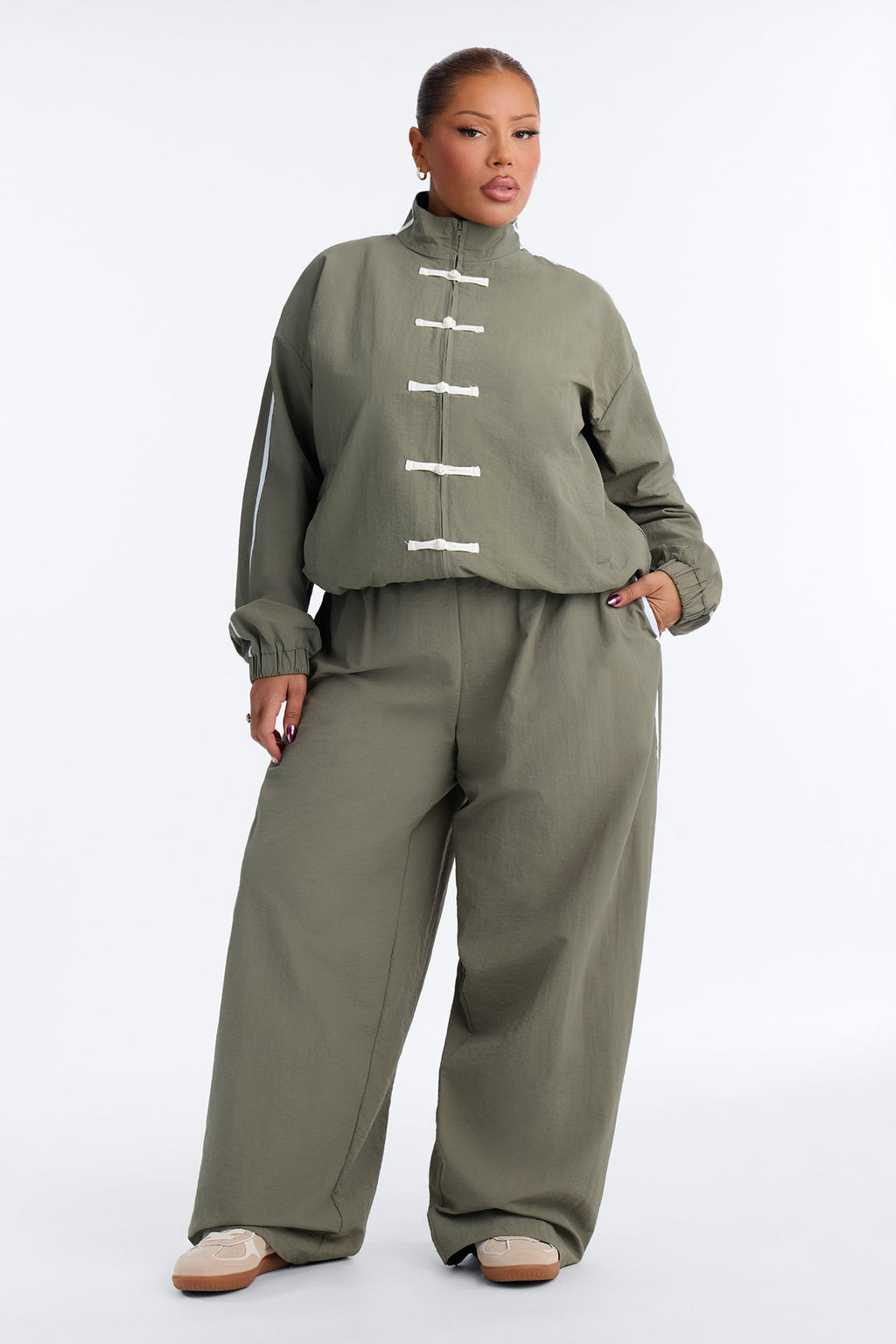 Follow My Lead Windbreaker Pant Set - Olive