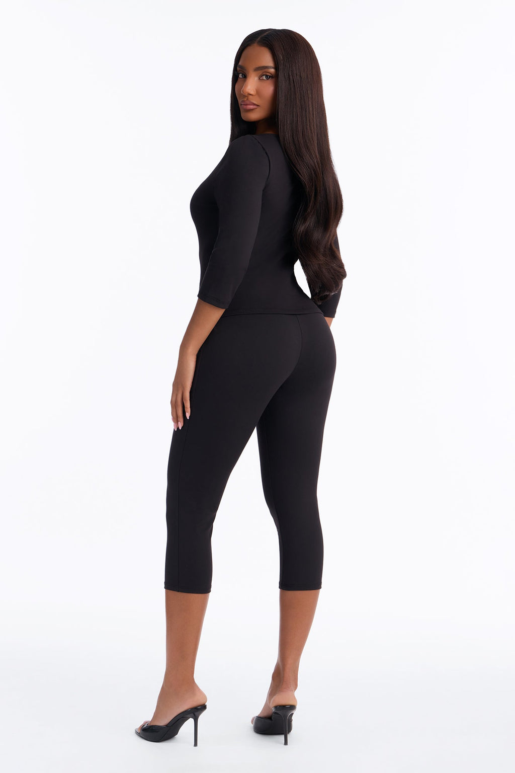 Maria Boat Neck Capri Set - Black