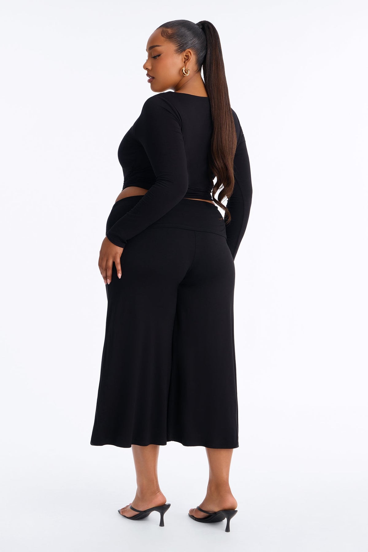 Avery Long Sleeve Gaucho Pant Set - Black