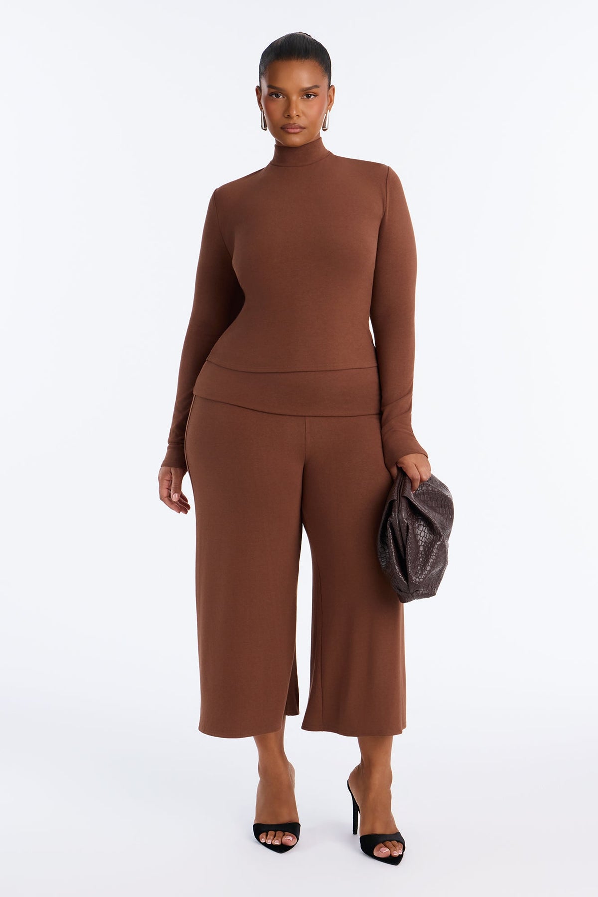 Walk And Talk Long Sleeve Gaucho Pant Set - Mocha