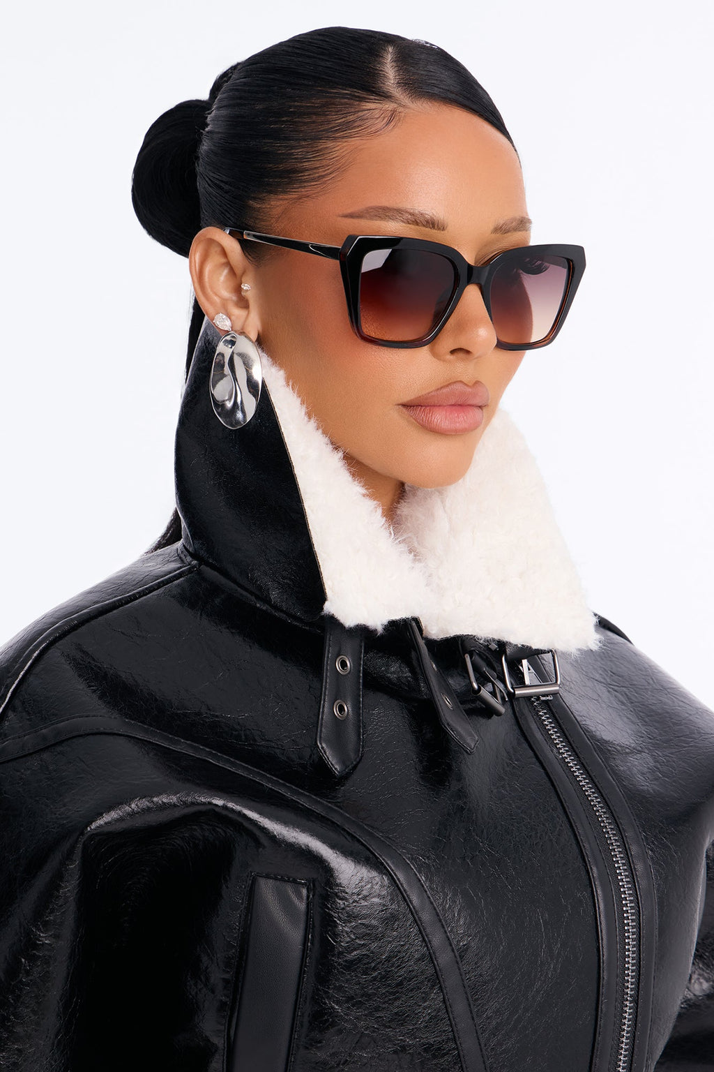 Professional Daydreamer Sunglasses - Black/combo