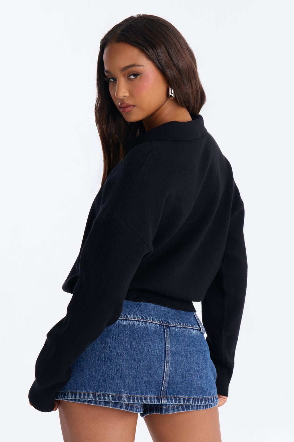 Subtle Finish Pullover Sweater - Black