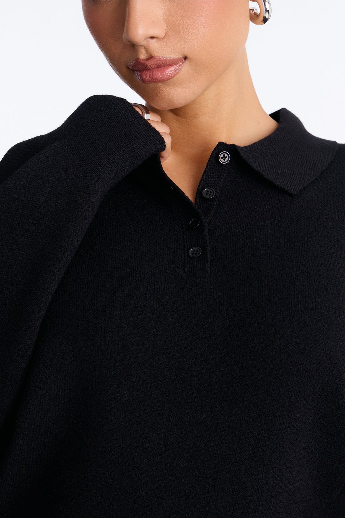 Subtle Finish Pullover Sweater - Black