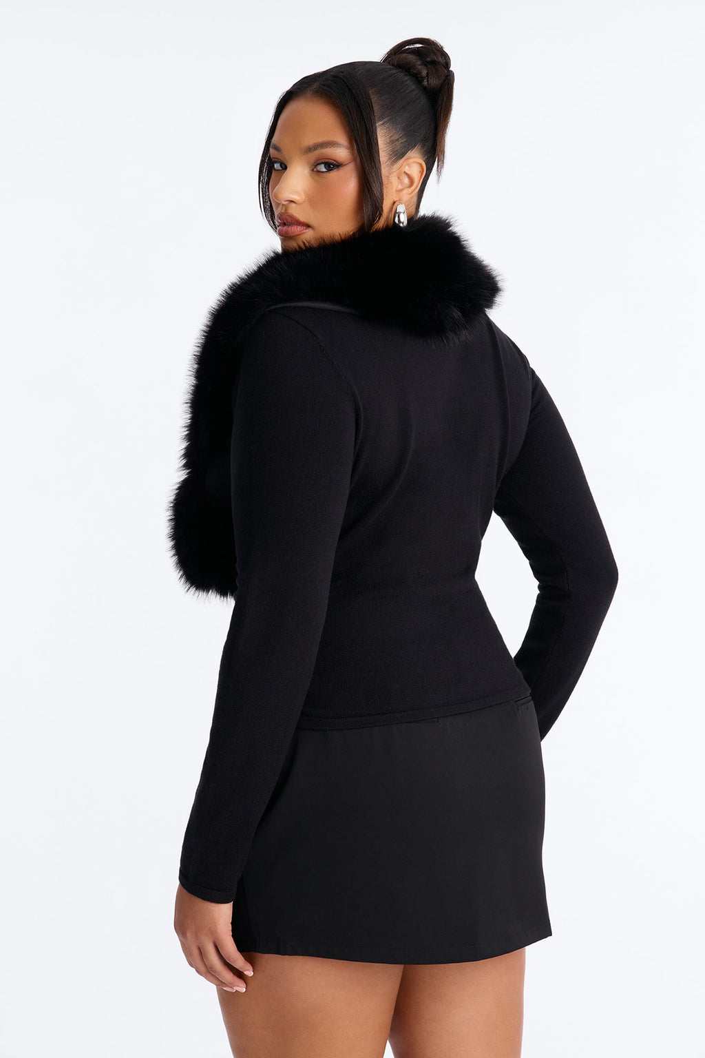 Samara Faux Fur Pullover Sweater - Black