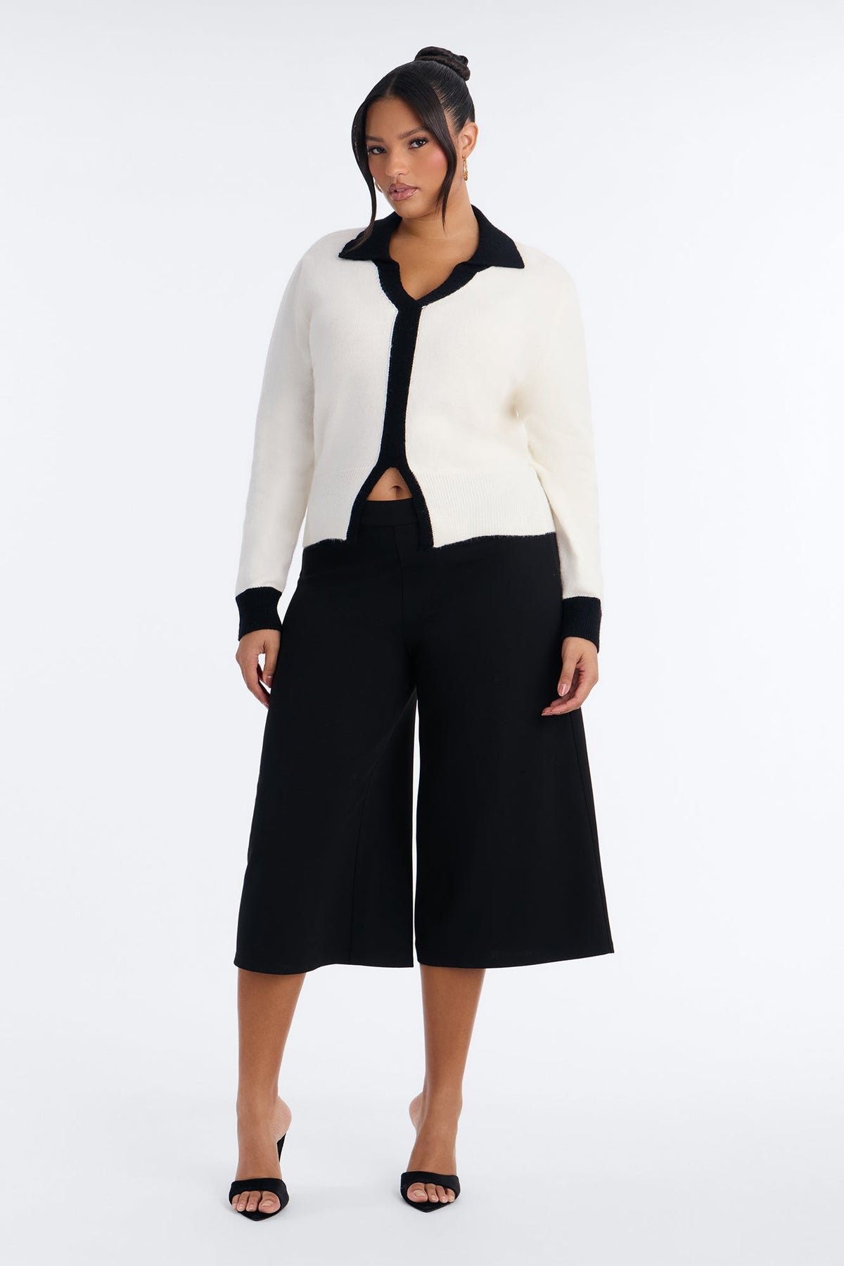 All About It Contrast Pullover Sweater - White/Black
