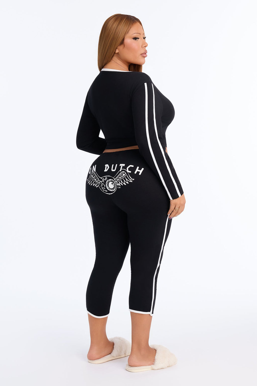 Von Dutch Southern Cali Flying Eye Contrast PJ Capri Pant Set - Black/White
