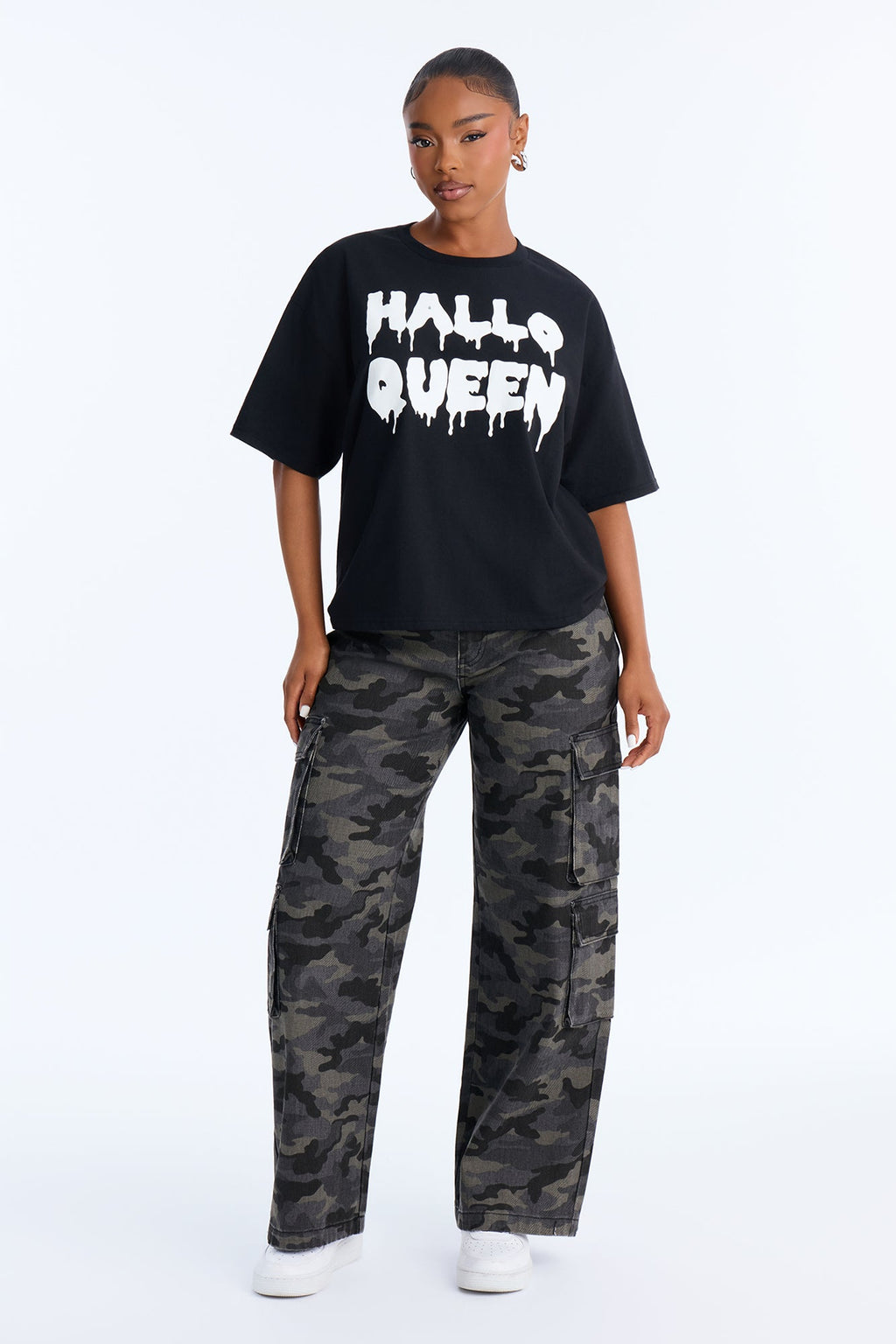 HalloQueen Washed Tee - Black