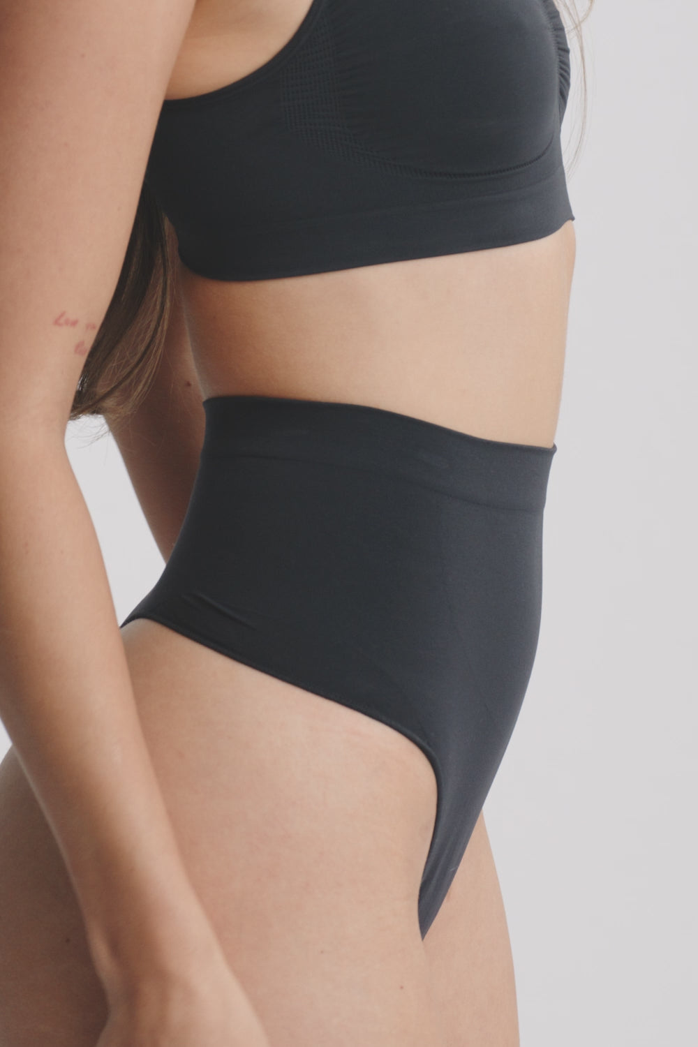 Nova Sculpt Seamless Strong Compression Mid Waist Thong - Black
